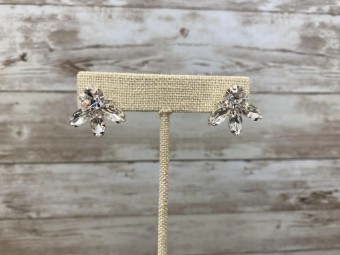 Maritza's Bridal Veils 580E #1 thumbnail